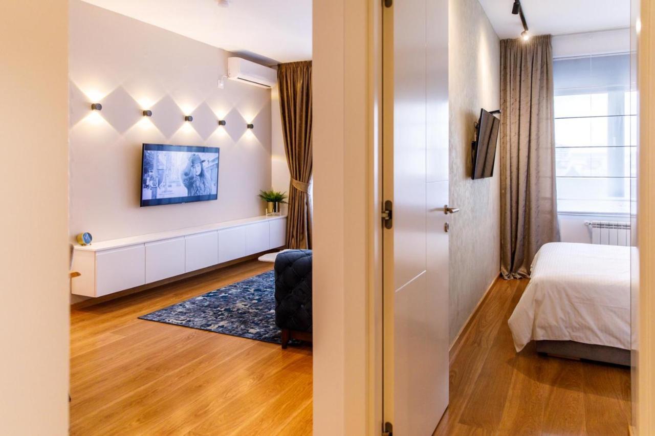 נובי סאד Dali Apartments Pupin Palace מראה חיצוני תמונה