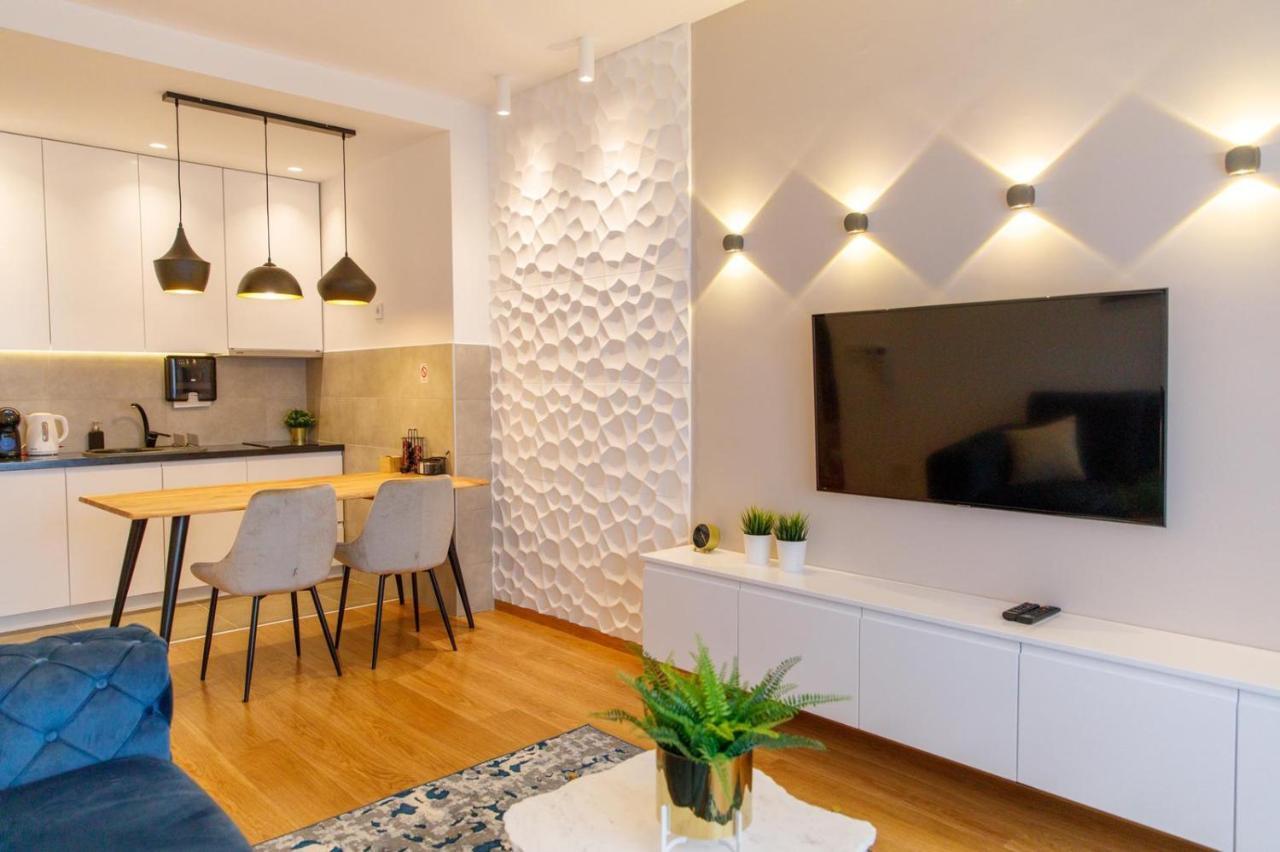 נובי סאד Dali Apartments Pupin Palace מראה חיצוני תמונה