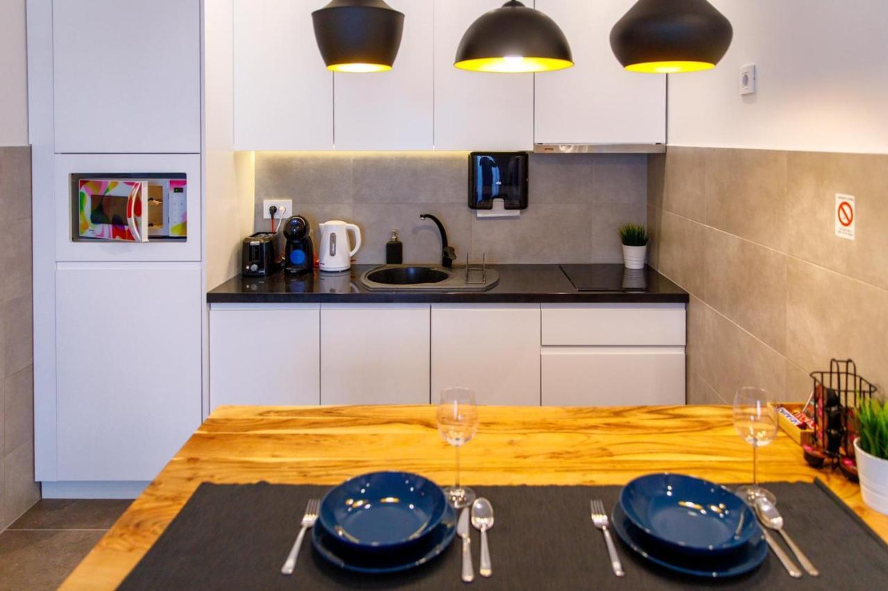 נובי סאד Dali Apartments Pupin Palace מראה חיצוני תמונה
