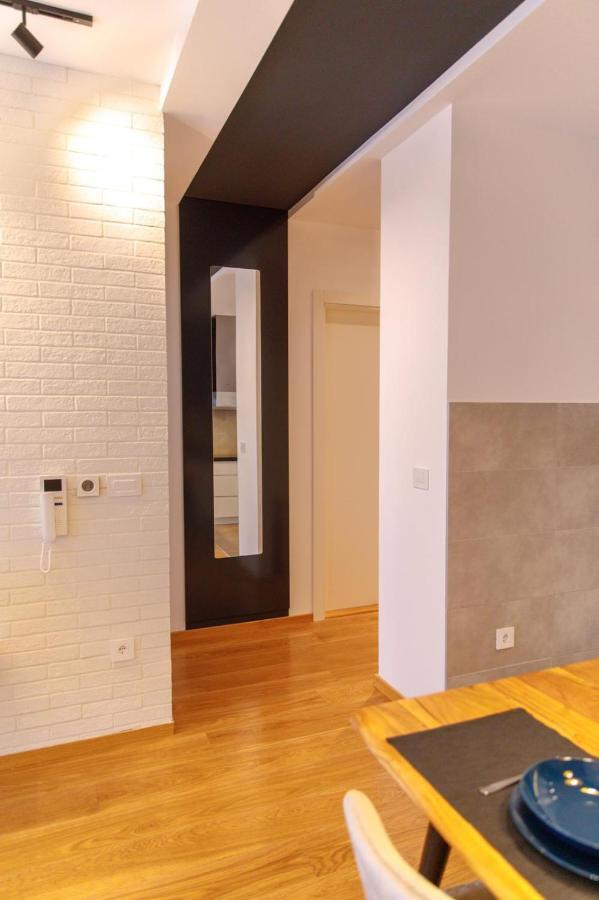 נובי סאד Dali Apartments Pupin Palace מראה חיצוני תמונה